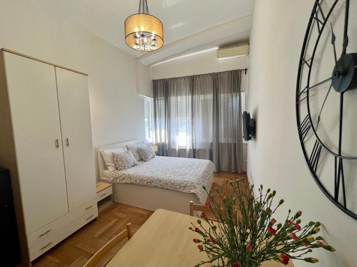 4 Karla Apartment