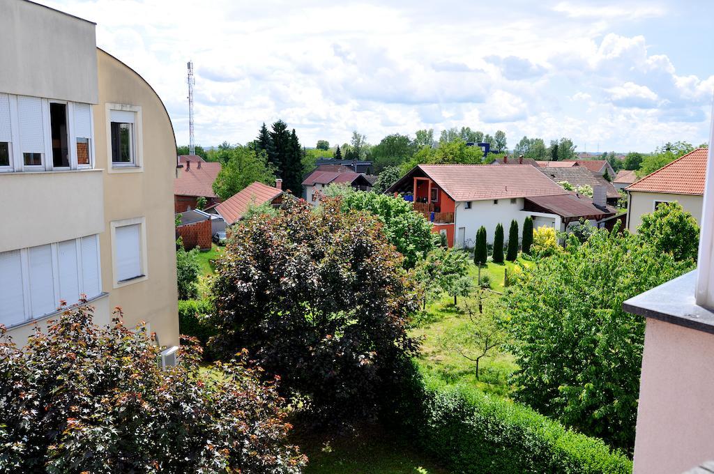 4 Karla * Zagreb