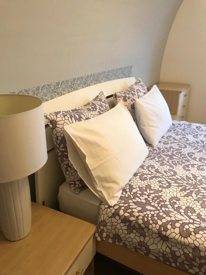 4 Karla Apartment *